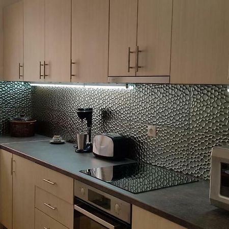 Spacious Apartment In The Historical Center Of Athén Kültér fotó