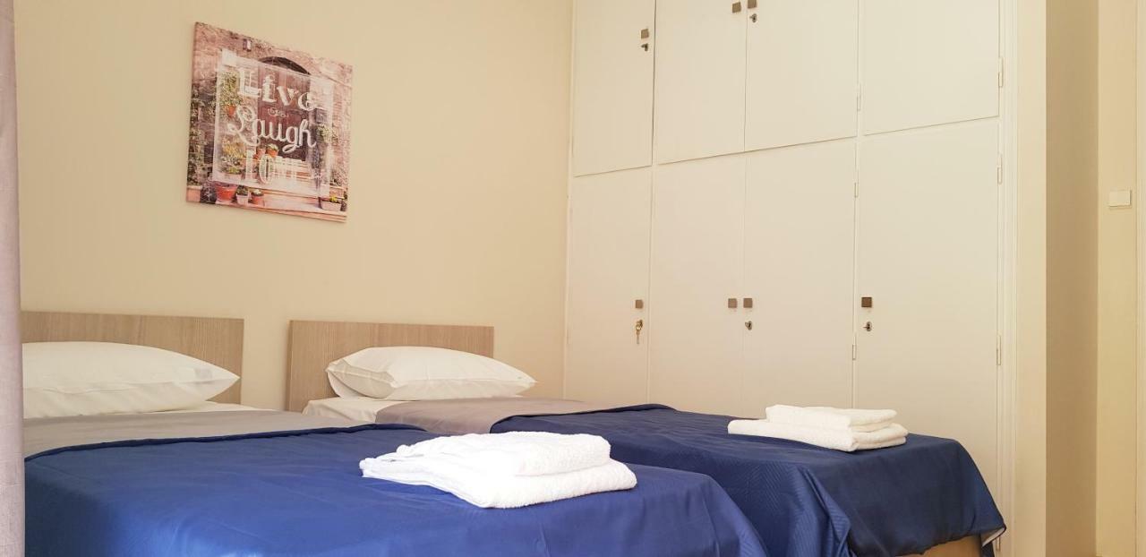 Spacious Apartment In The Historical Center Of Athén Kültér fotó